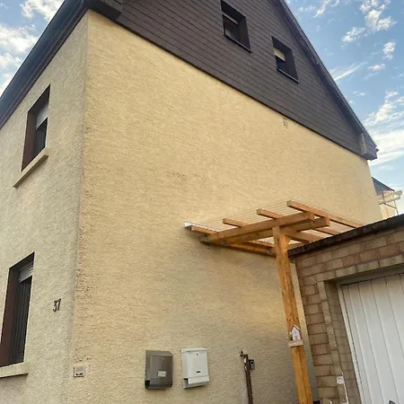 4 Mit Gemeinsam Dusche Und Kueche Lägenhet *